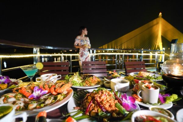 ล่องเรือสำราญ ดินเนอร์ แม่น้ำเจ้าพระยา – เรือไวท์ ออร์คิด ริเวอร์ ครูซส์ [WHITE ORCHID RIVER CRUISE] - Image 3